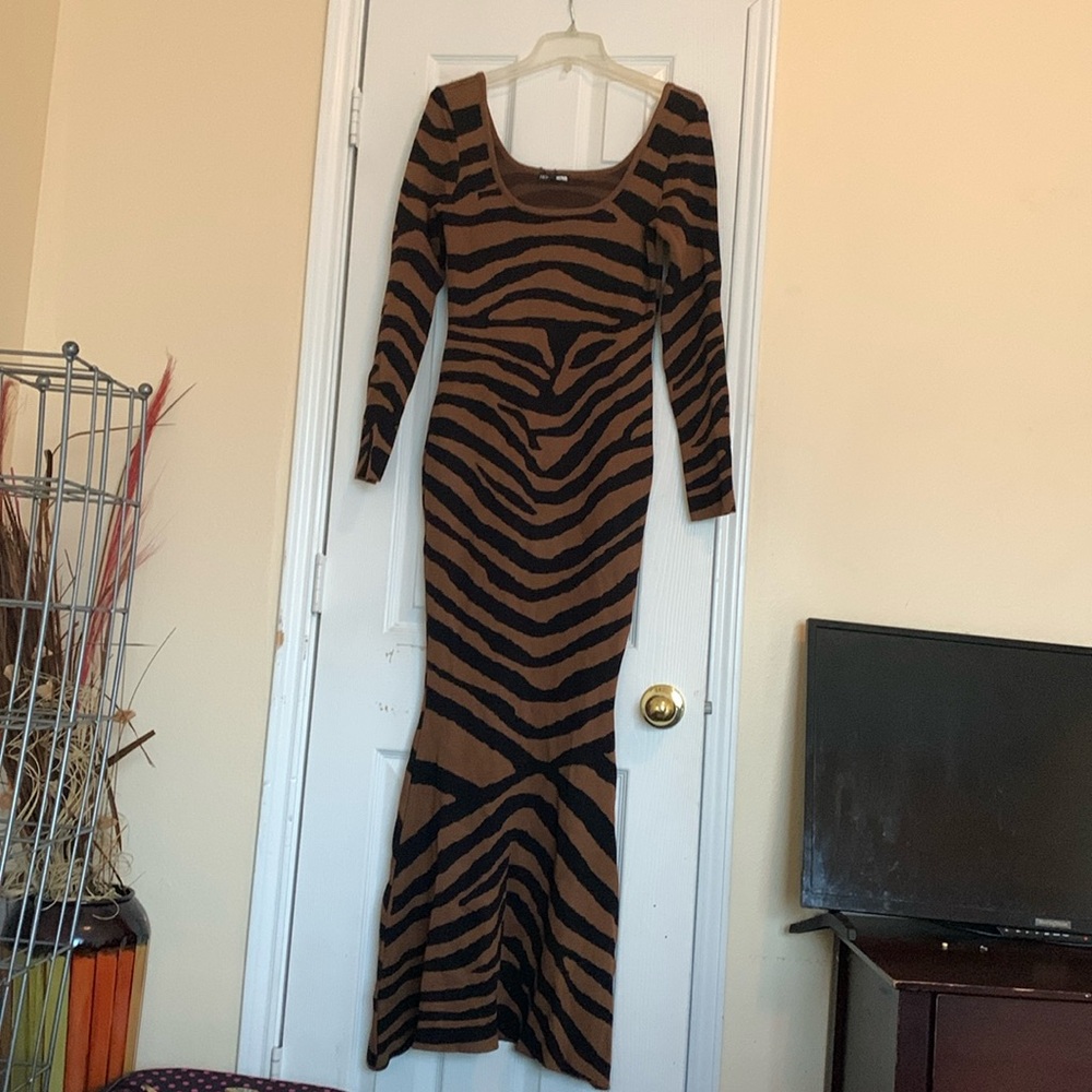 SUTTON SWEATER MAXI DRESS